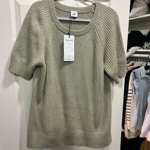 CAbi Prime pullover NWT